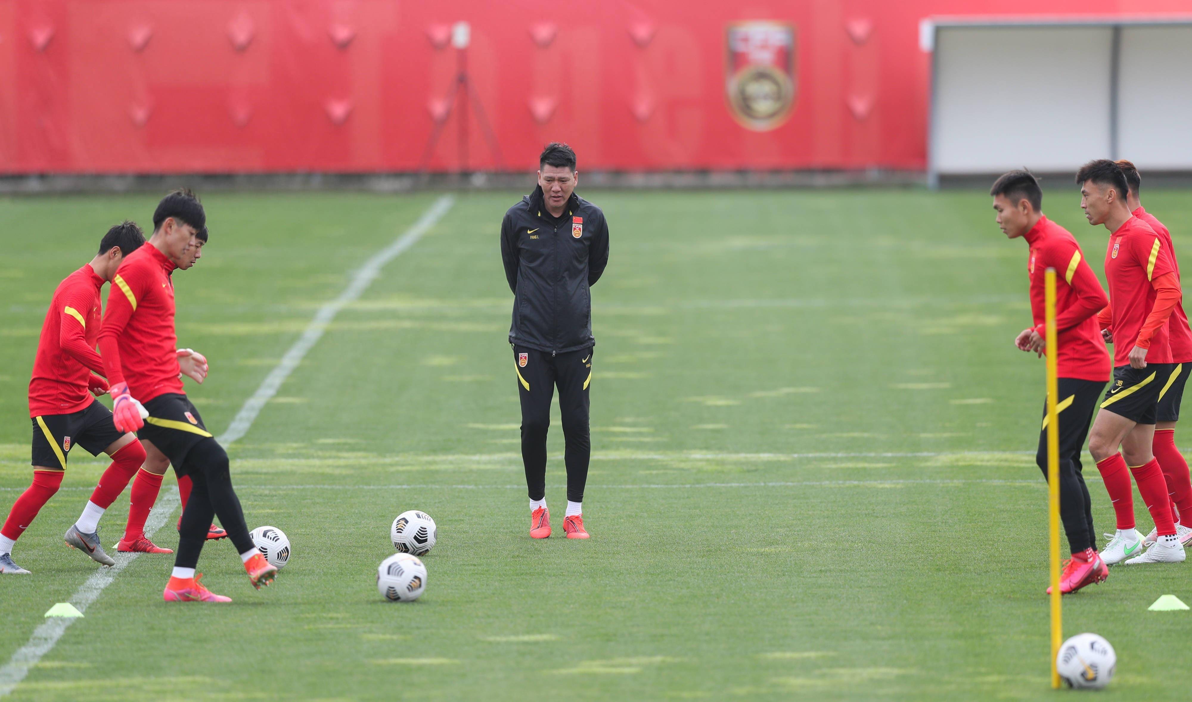 梅斯俱乐部迎来新一轮换帅,稳定球队战绩 梅斯俱乐部迎来新一轮换帅,稳定球队战绩