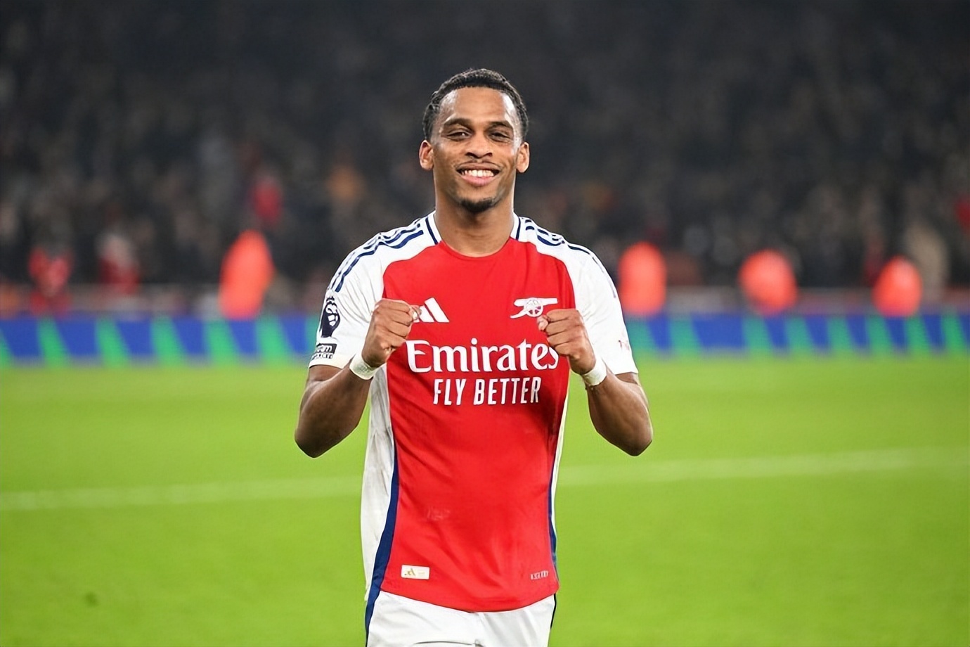 B体育体育新闻-热刺客场逆袭！英超强队外战魅力无限