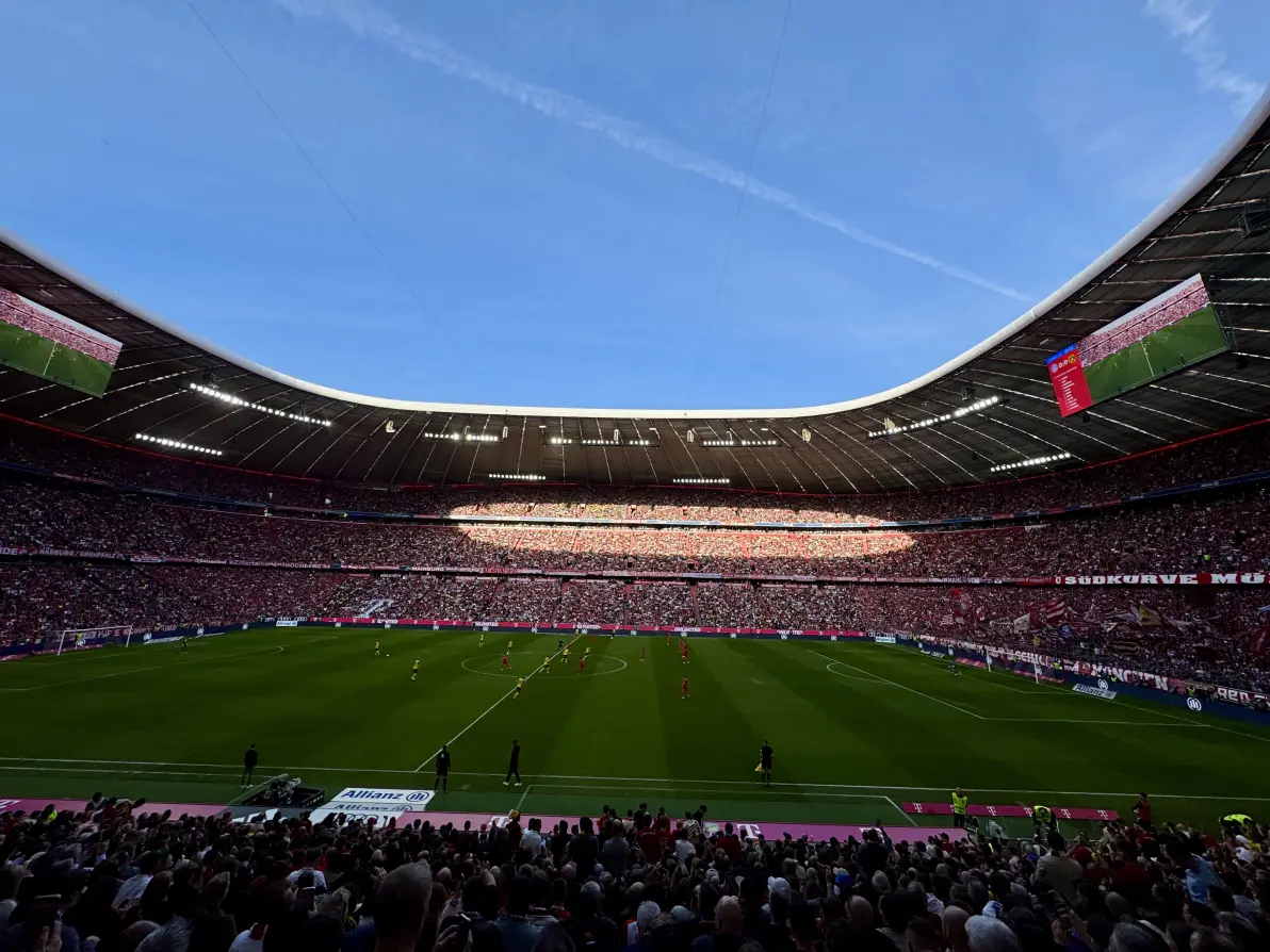 B体育体育官方登录入口-拜仁大胜多特蒙德，继续保持榜首位置