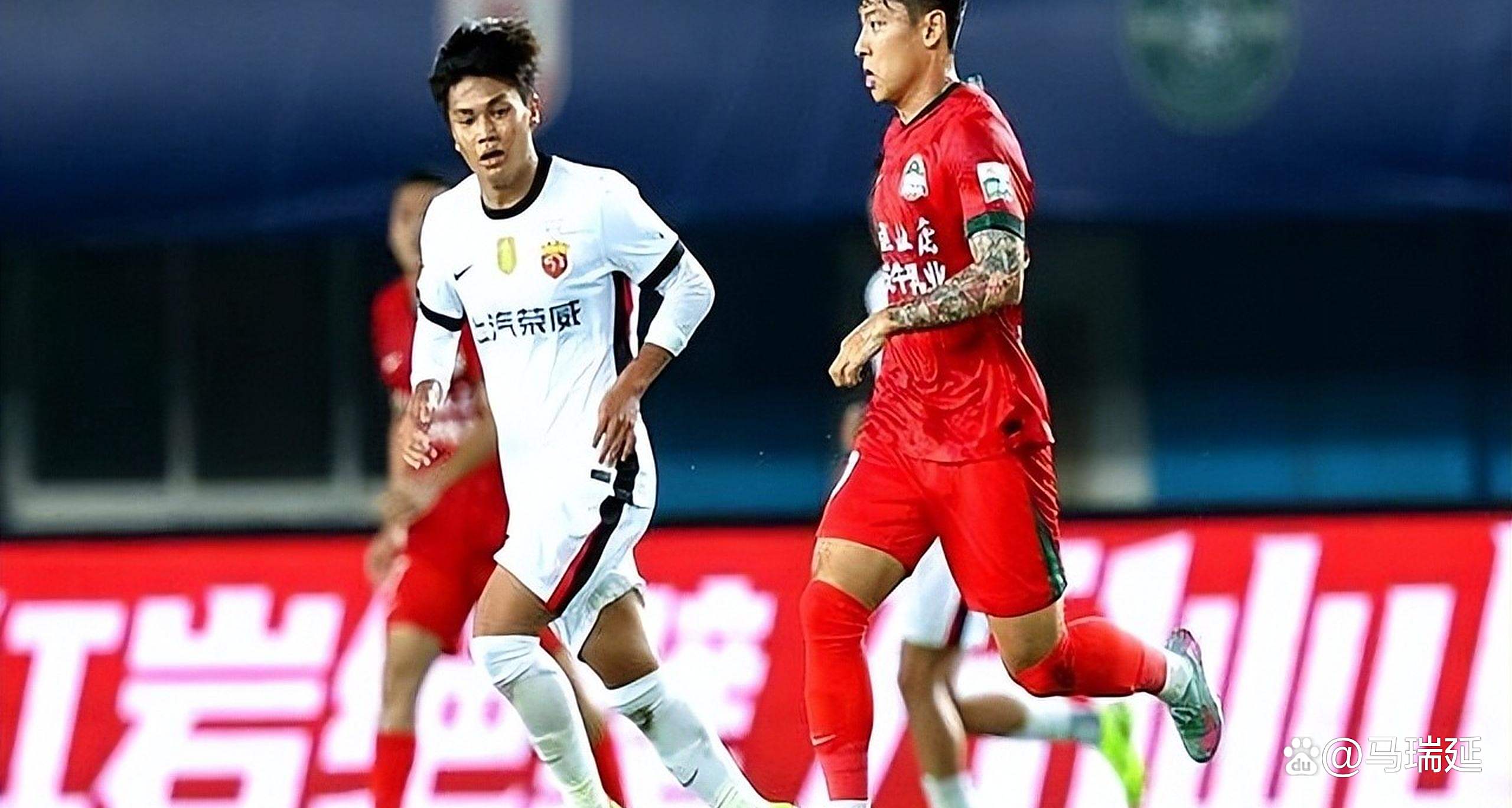 B体育体育app下载地址-包含郑州队内训练强度大增，主帅心系球员体能的词条