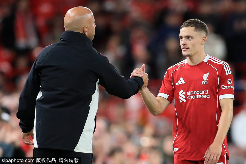 关于利物浦风头不减,球员们备战备战的信息 关于利物浦风头不减,球员们备战备战的信息