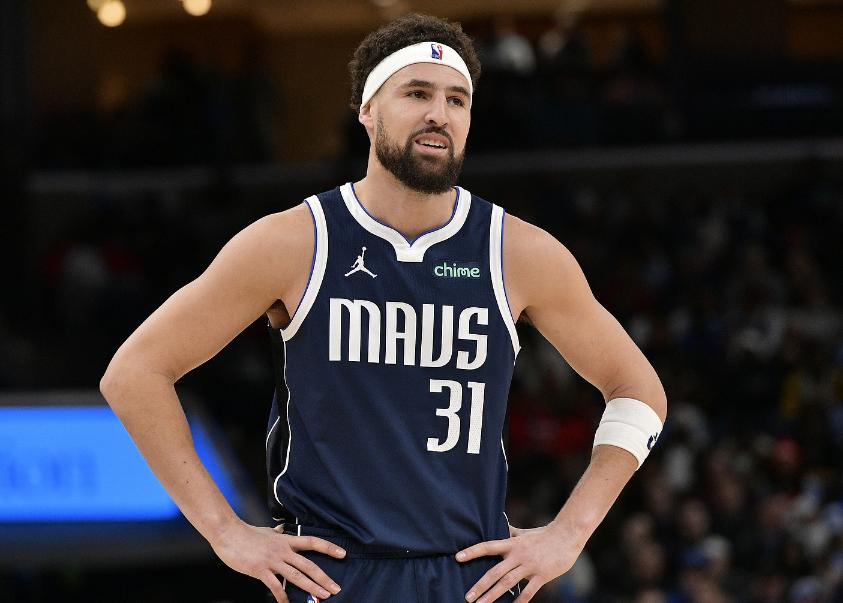 勇士主帅盛赞汤普森：他将成为球队未来的核心