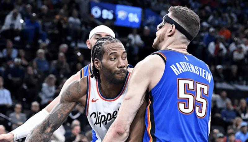 B体育体育app-快船大胜热火，莱昂纳德绝杀时刻