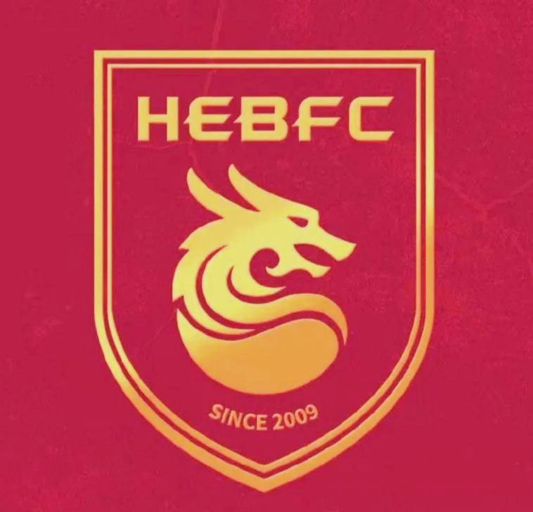 热火朝天!球队激战正酣争夺胜利 热火朝天!球队激战正酣争夺胜利