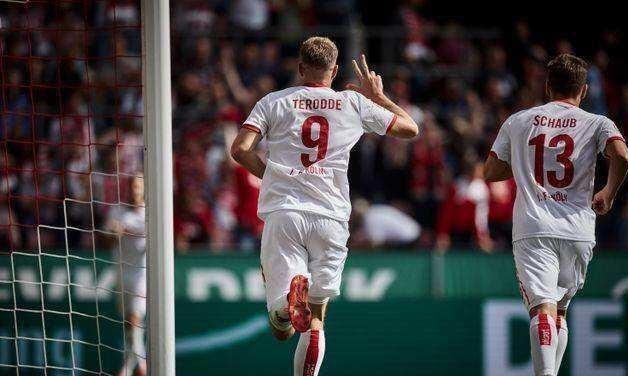 科尔多瓦再获胜利，球队发挥出色